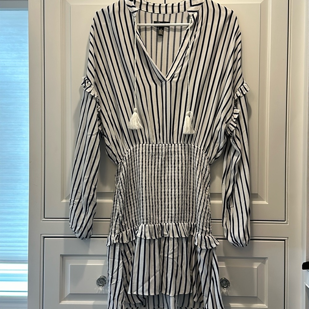 Aqua size small beautiful dress!  One tassel is imperfect as shown in pic.
